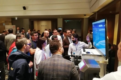Lojistik Seminerinde IoT Panosu ve İzlenebilirlik Çözümleri